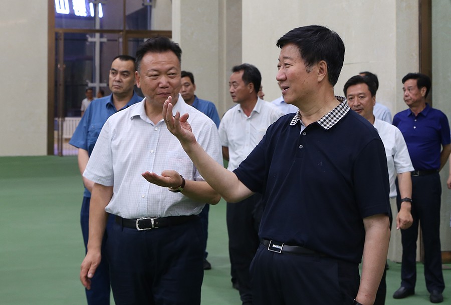 22-2018年6月，省人大常委會黨組書記、副主任王璽玉蒞臨金徽股份視察。.jpg