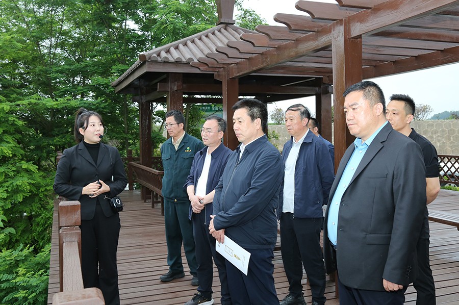 40-2023年6月，省生態(tài)環(huán)境廳副廳長劉文璽蒞臨金徽股份調(diào)研.jpg